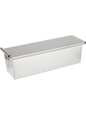 Nonstick Pullman Loaf Pan with Lid, 13 x 4 inch, Quick Release Bakeware